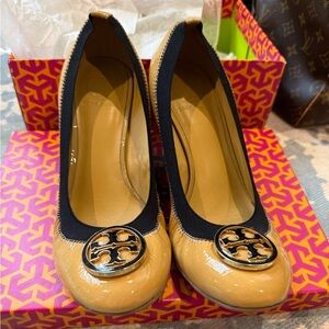 Tory Burch Caroline 65mm Tan and Black Wedge Heels